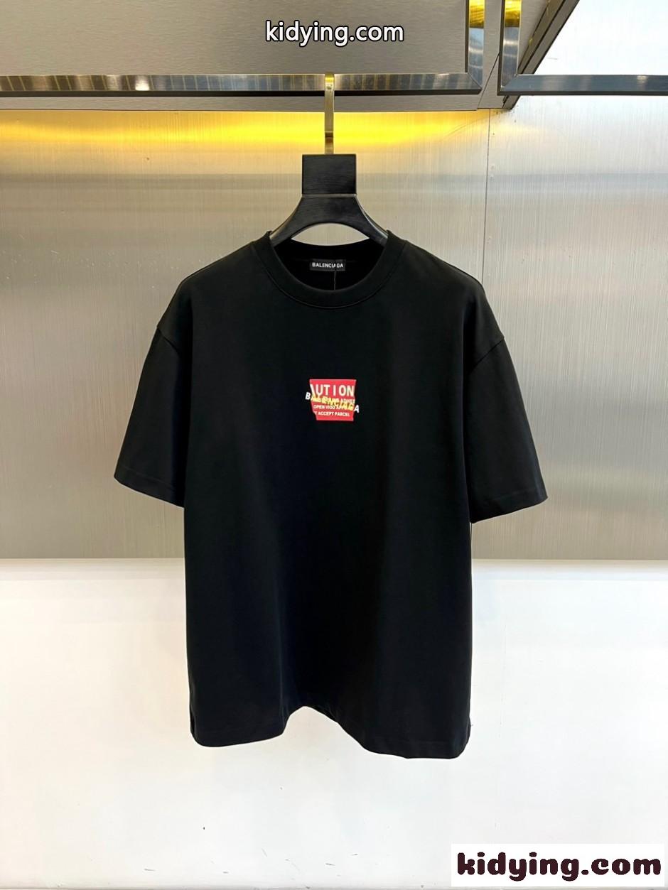 おしゃれ ロゴ クルーネック 半袖Tシャツ バレンシアガ Tシャツ 偽物 ブラック-0