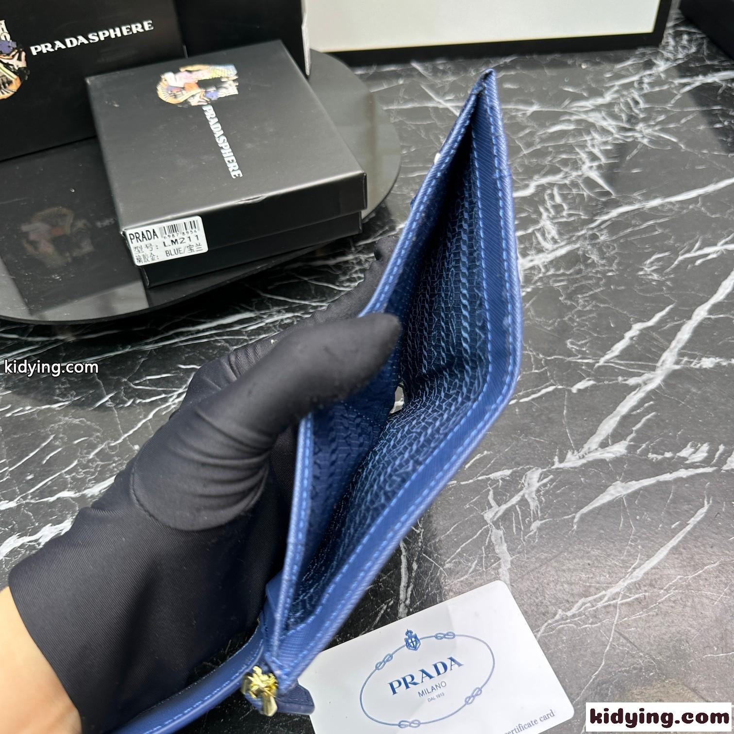 人気 小銭入れ付き トライアングルロゴ 二つ折り財布 プラダ 財布 コピー ブルー-5