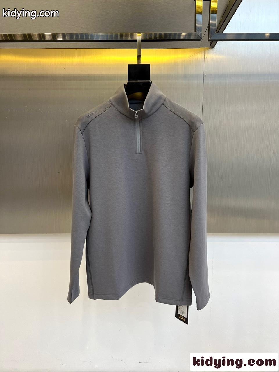 洗練された ハーフジップ 長袖Tシャツ プラダ Tシャツ 偽物 プルオーバー グレー-0