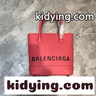 貝殻バッグは同シリーズでまた新品になり バレンシアガ バック 可愛い コピー BALENCIAGAが流行して登場した-4