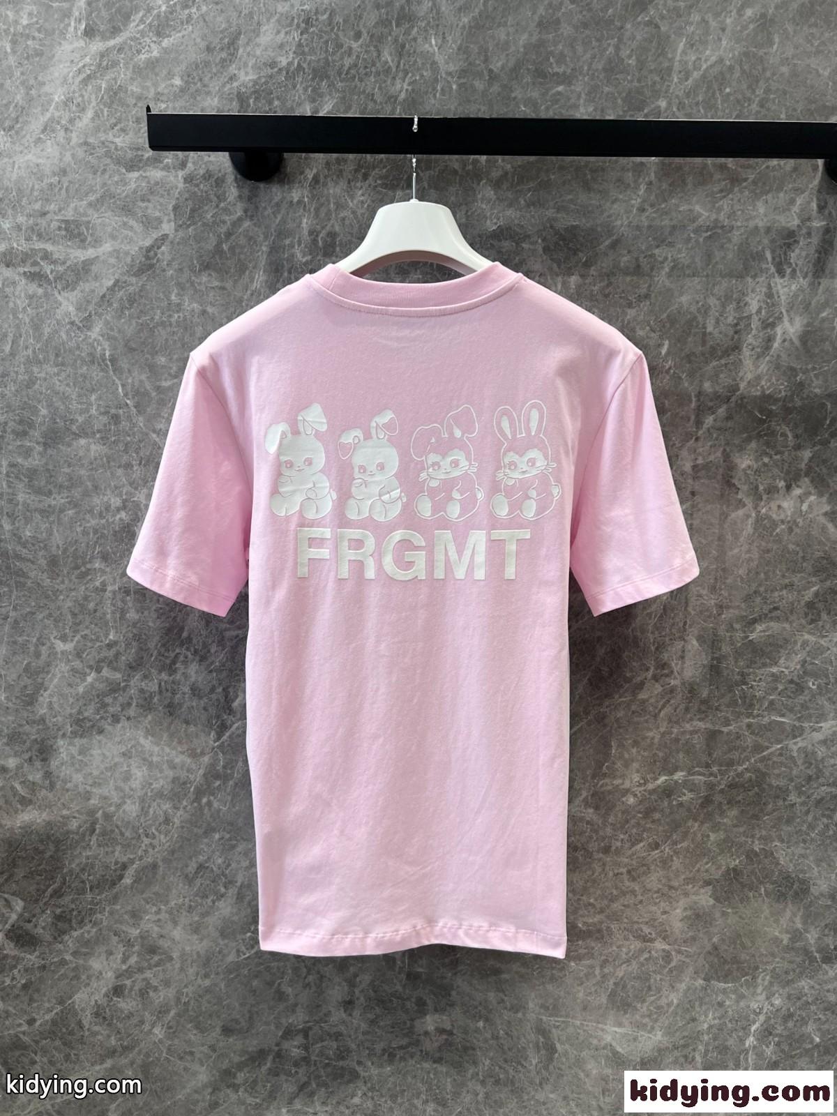 モンクレール Tシャツ コピー シンプル ロゴ入り コットン 半袖Tシャツ ユニセックス ピンク-1