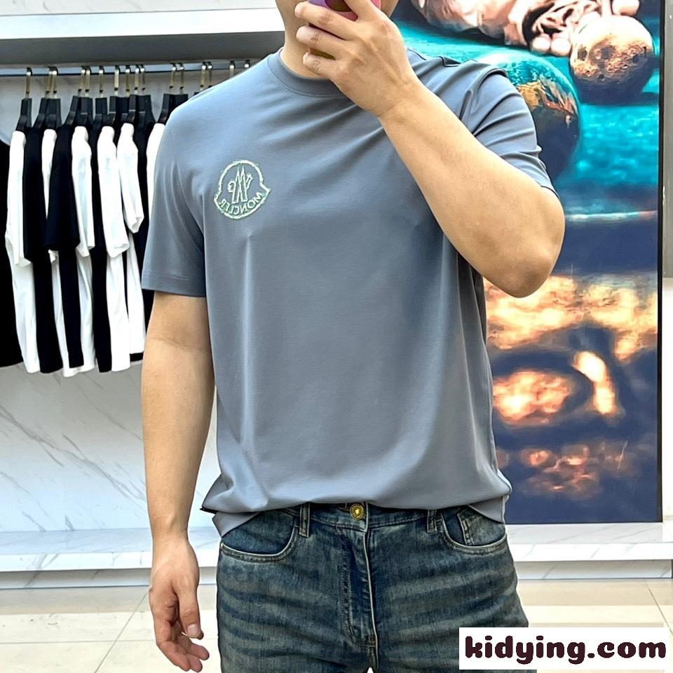 シンプル 合わせやすい プリント 半袖Tシャツ モンクレール Tシャツ コピー グレー-1