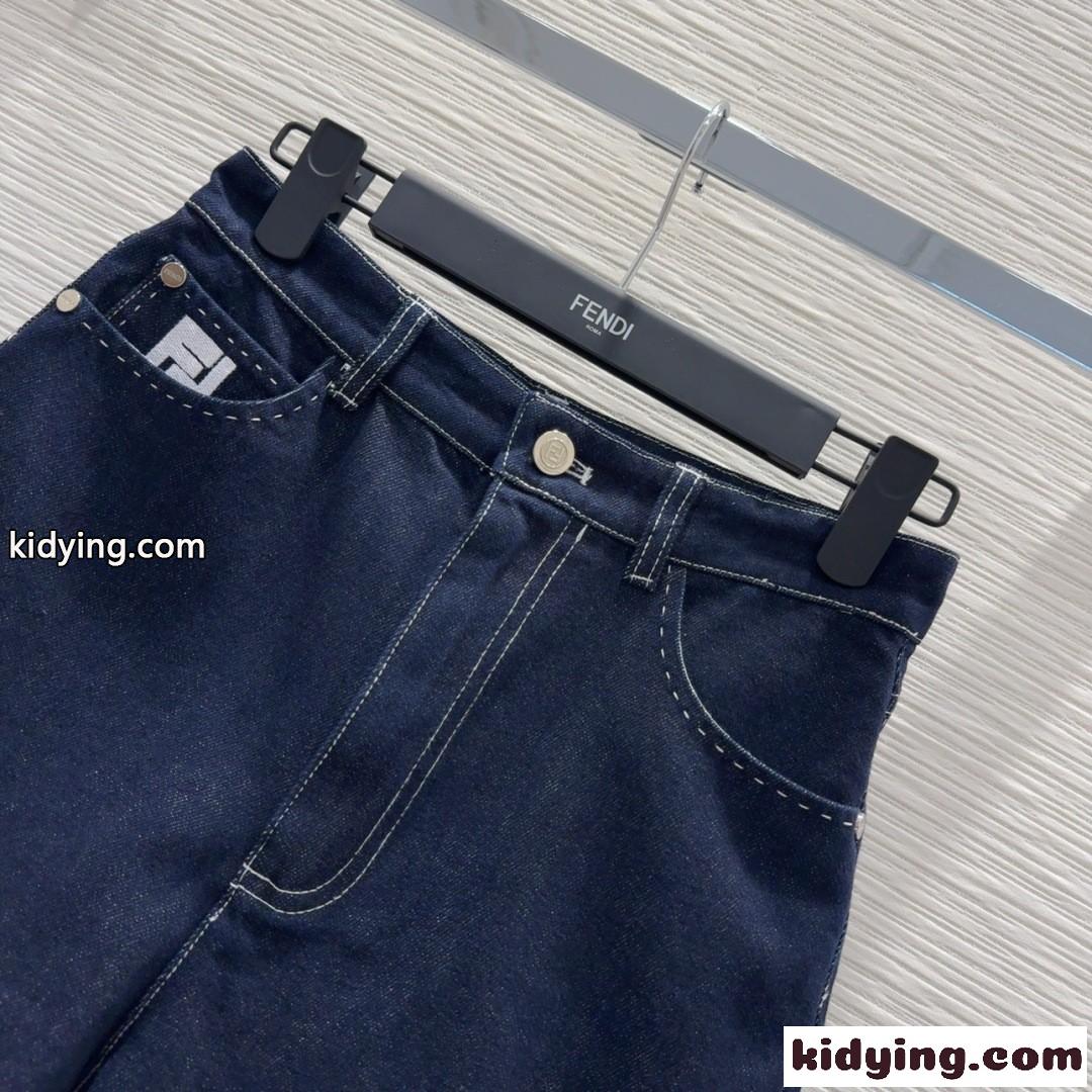 春夏大活躍 デニム ショートパンツ フェンディ パンツ コピー レディース-1