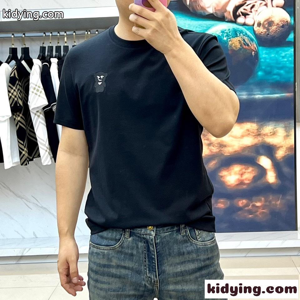 シンプル クルーネック 半袖Tシャツ アルマーニ Tシャツ コピー ブラック-1