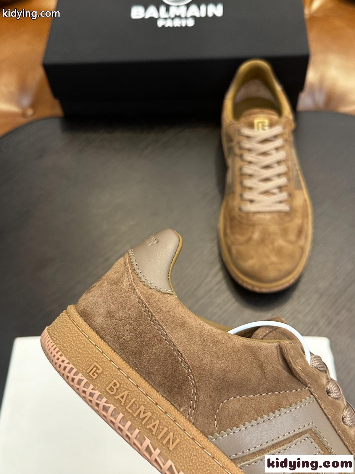 定番 カジュアル バルマン スニーカー スーパーコピー Balmain Swan スエードスニーカー-1