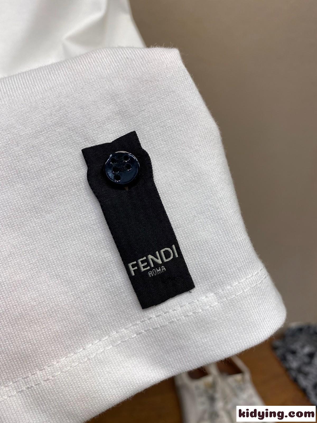 シンプル ロゴ刺繍 フェンディ Tシャツ コピー コットン クルーネック ホワイト-3