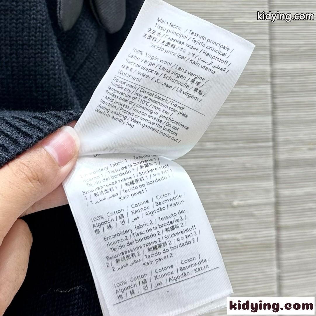おしゃれ クルーネック ヴァレンティノ セーター コピー フラワーモチーフ付き-3