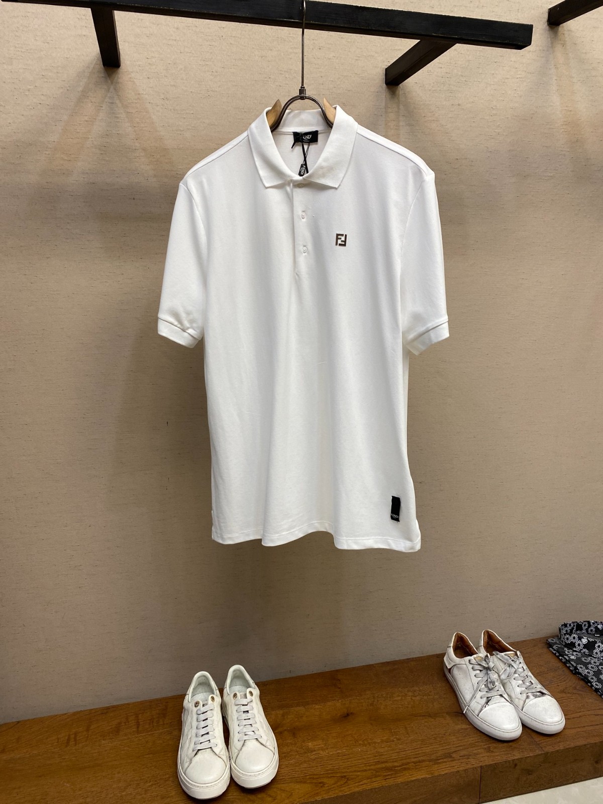 シンプル コットンピケ 半袖ポロシャツ フェンディ Tシャツ コピー ホワイト-0