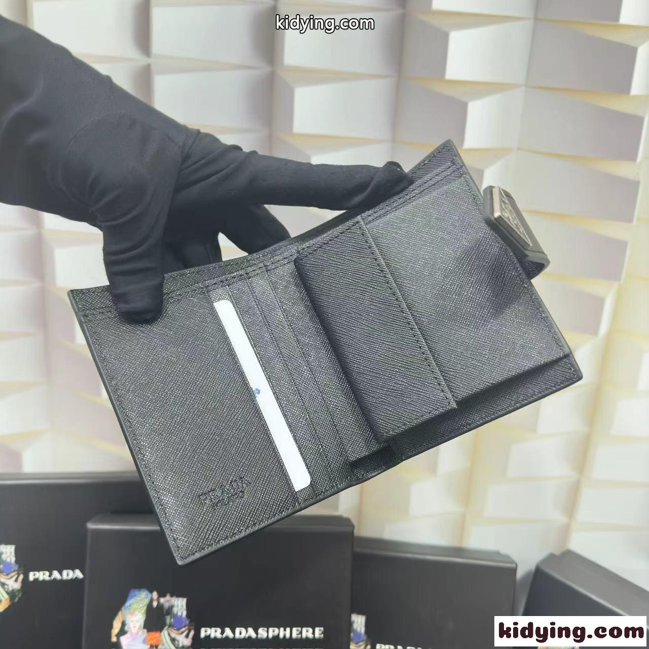 定番 人気 コンパクト 二つ折り財布 プラダ 財布 コピー ブラック-3