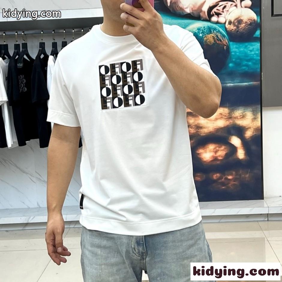 ベーシック ロゴ刺繍 フェンディ Tシャツ 偽物 クルーネック 半袖Tシャツ ホワイト-1
