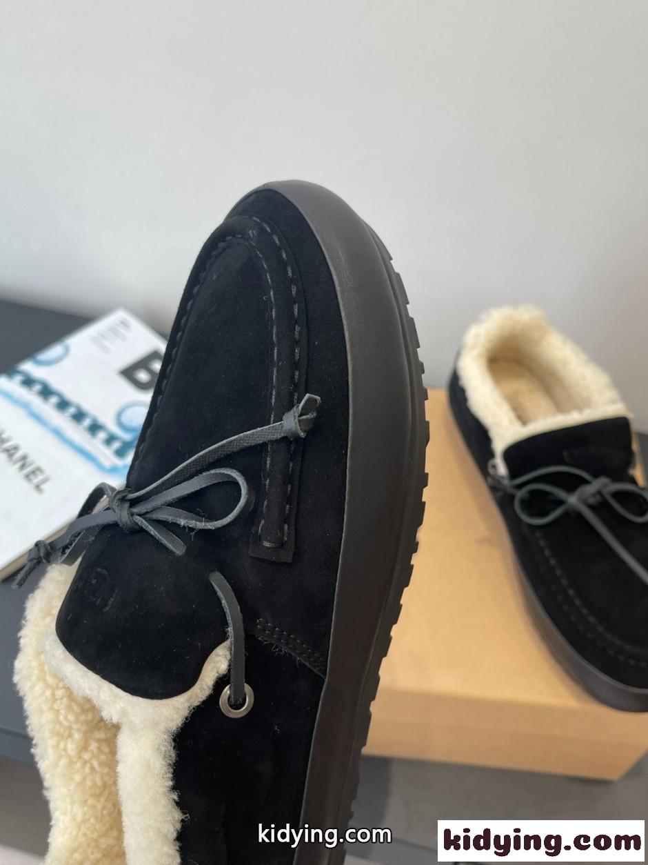 UGG アグ スーパーコピー 大人気 ムートンモカシン スリッポン ブラック-1