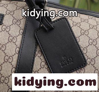 GUCCIの最新の旅行袋は質感が非常に柔らかく 柔らかいGG Supreme高級人工帆布で作られています GG x Supreme バッグコピー-3