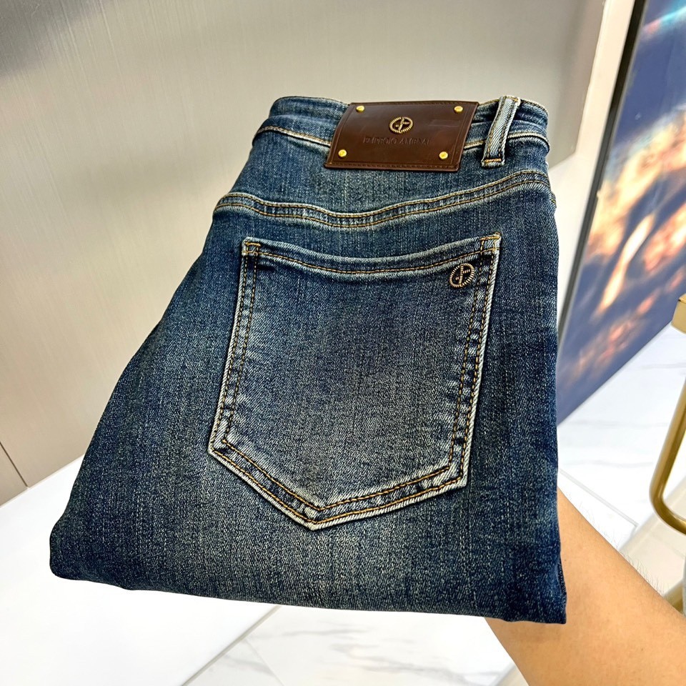 合わせやすい アルマーニ ジーンズ 偽物 メンズ ストレッチ デニムパンツ-0