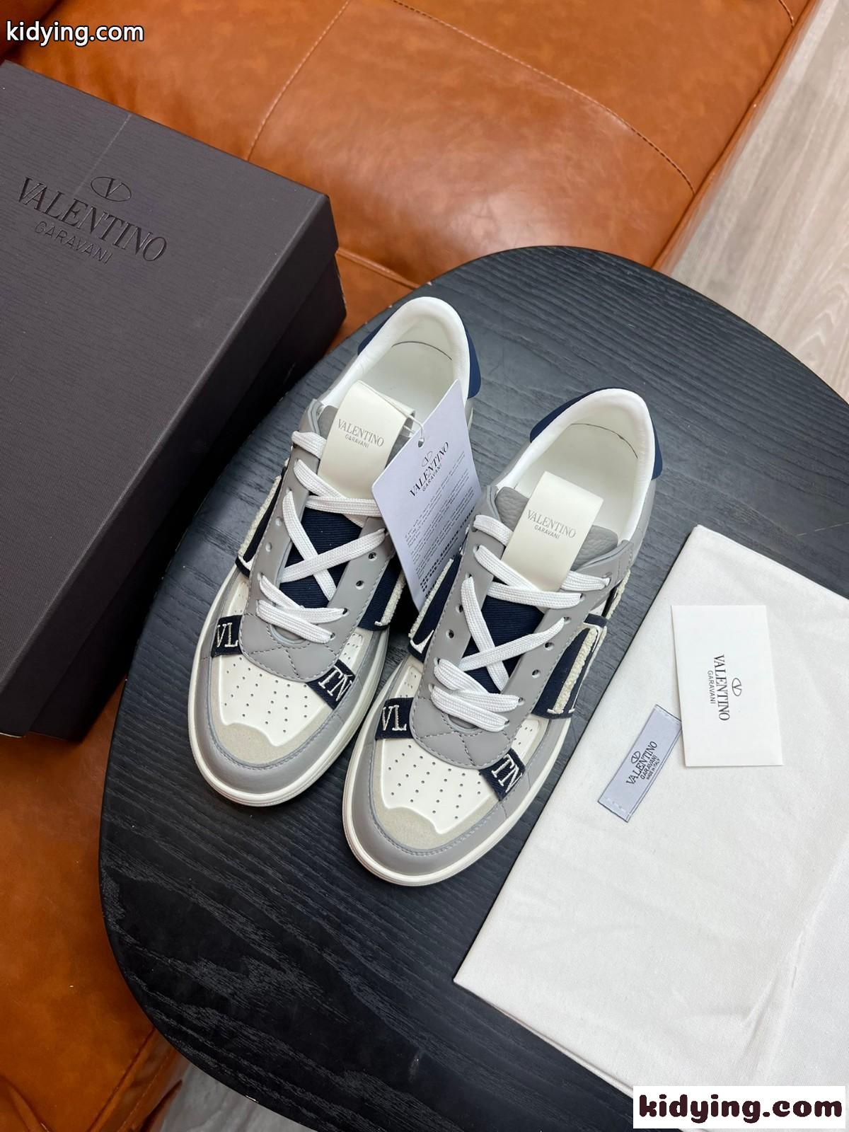 人気 ヴァレンティノ VLTN カーフスキン ロートップ スニーカー コピー おしゃれ メンズシューズ-3