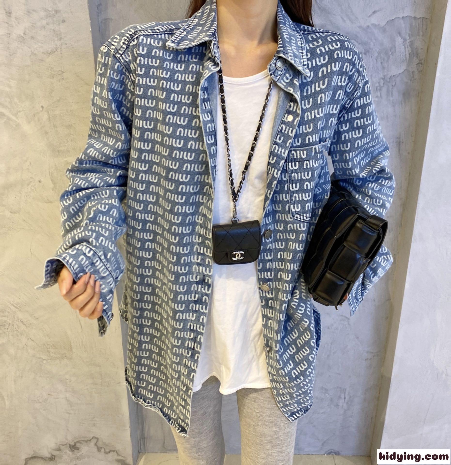 柔らかい 着心地いい プリント ゆったり ミュウミュウ シャツ コピー 長袖 レディース アウター 春夏-2