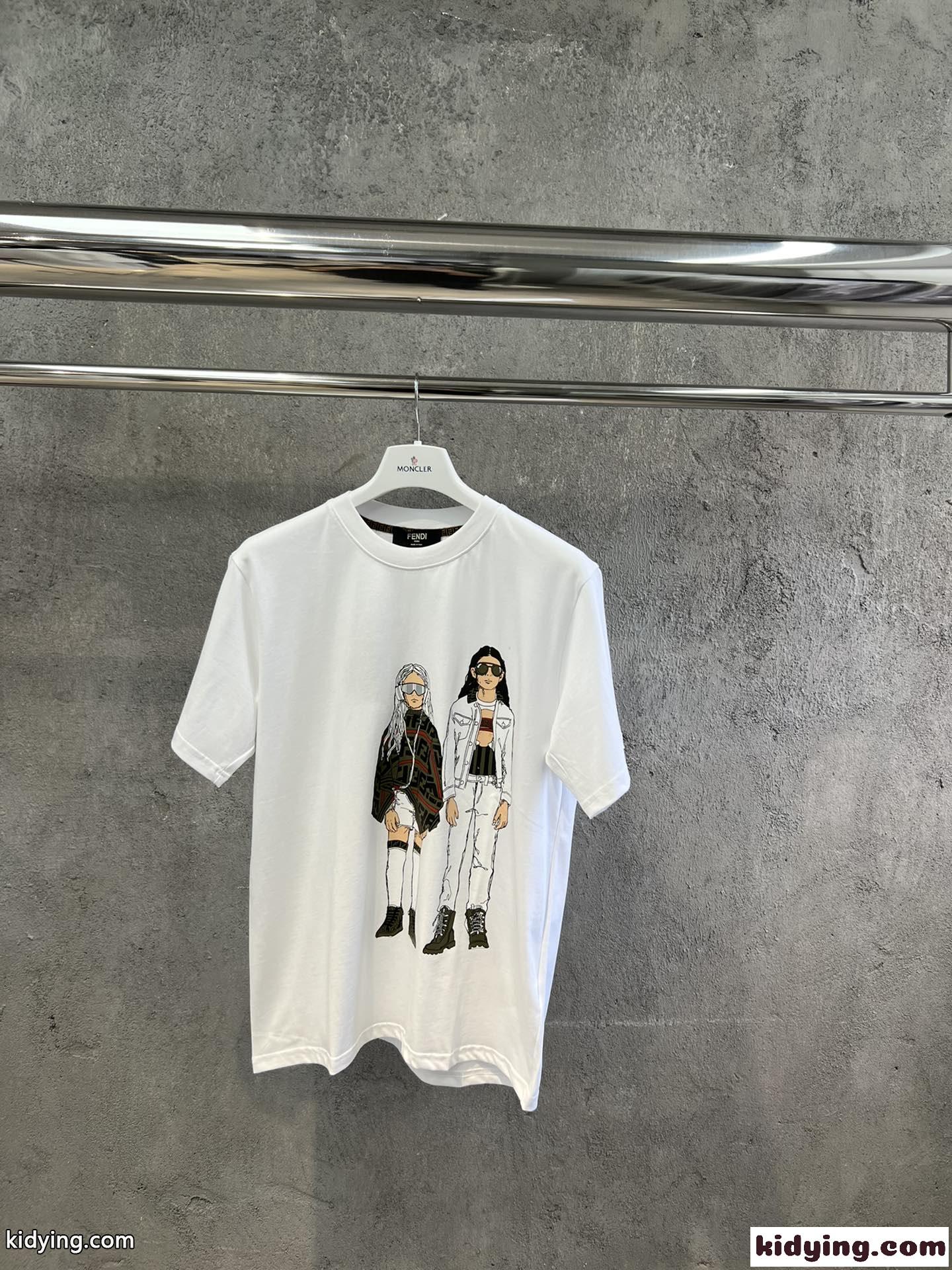 おしゃれ ゆったり 体型カバー レディース クルーネック フェンディ Tシャツ コピー プリント カジュアル-1