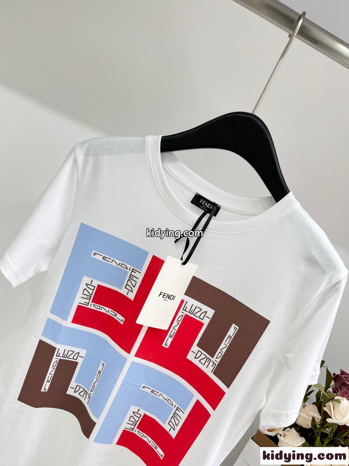定番 プリント フェンディ Tシャツ コピー クルーネック 半袖Tシャツ-4