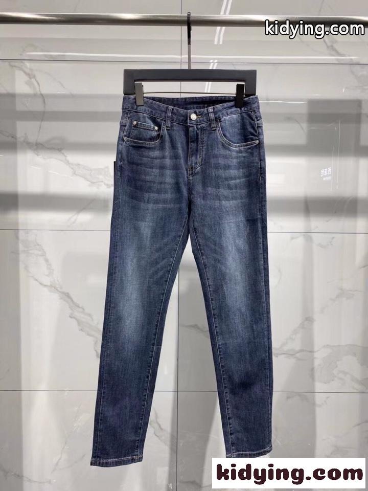 シンプル おしゃれ カジュアル 合わせやすい デニムパンツ アルマーニ ジーンズ メンズ コピー 快適 高品質-0
