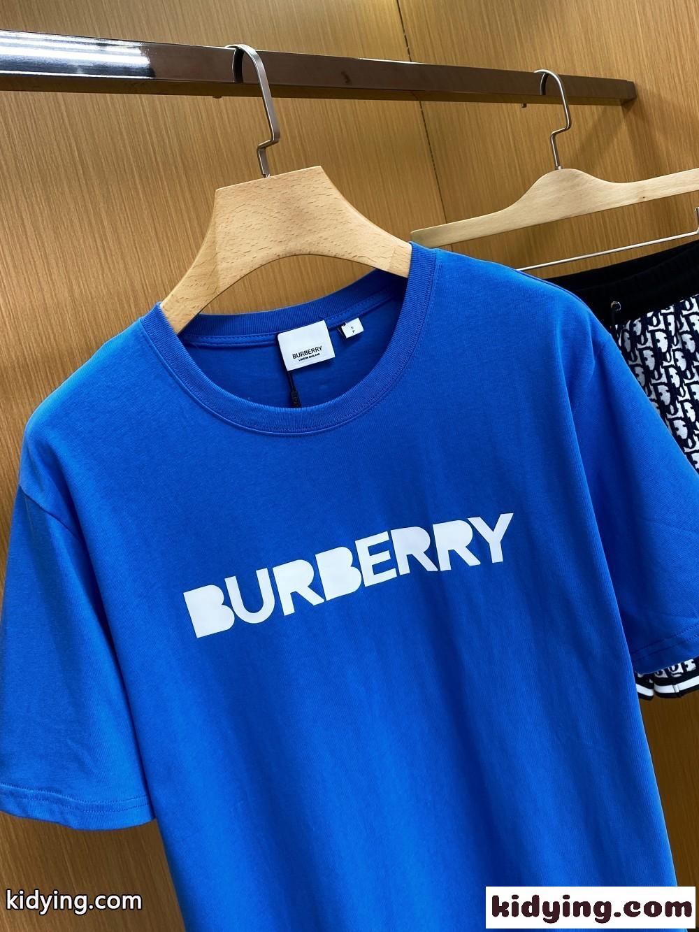 男女兼用 人気 ロゴプリント 合わせやすい バーバリー 半袖Tシャツ コピー クルーネック トップス-2