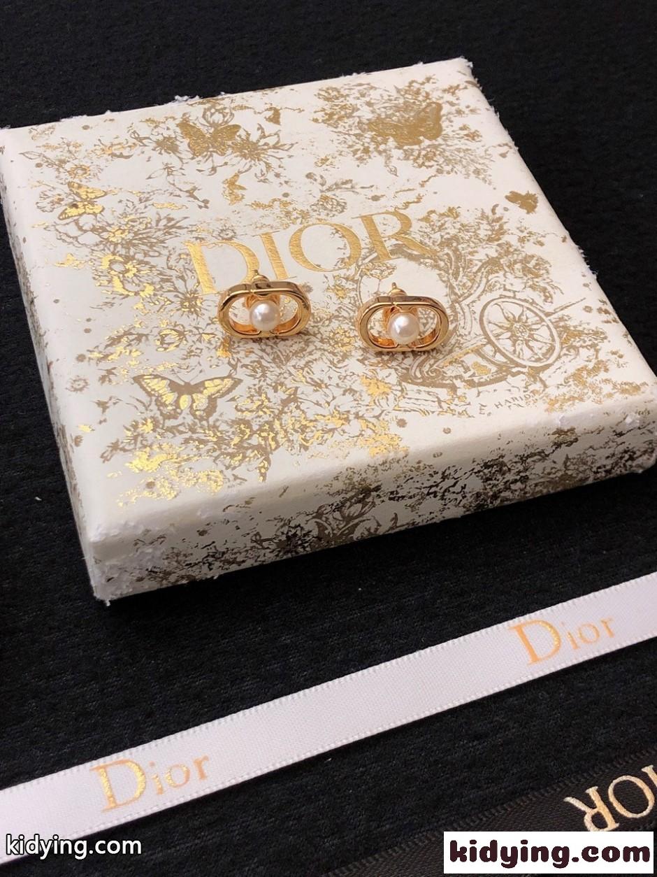 Petit CD Jolie ミニ スタッドピアス クリスチャン・ディオール イヤリング 偽物-2