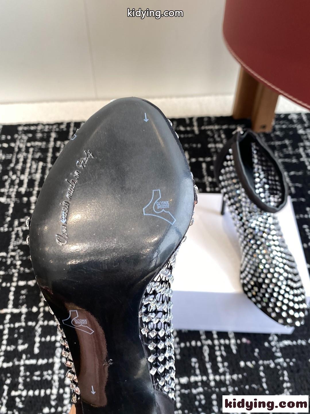注目される ラインストーン付き ロッロパンプス ドルチェ&ガッバーナ スーパーコピー-3
