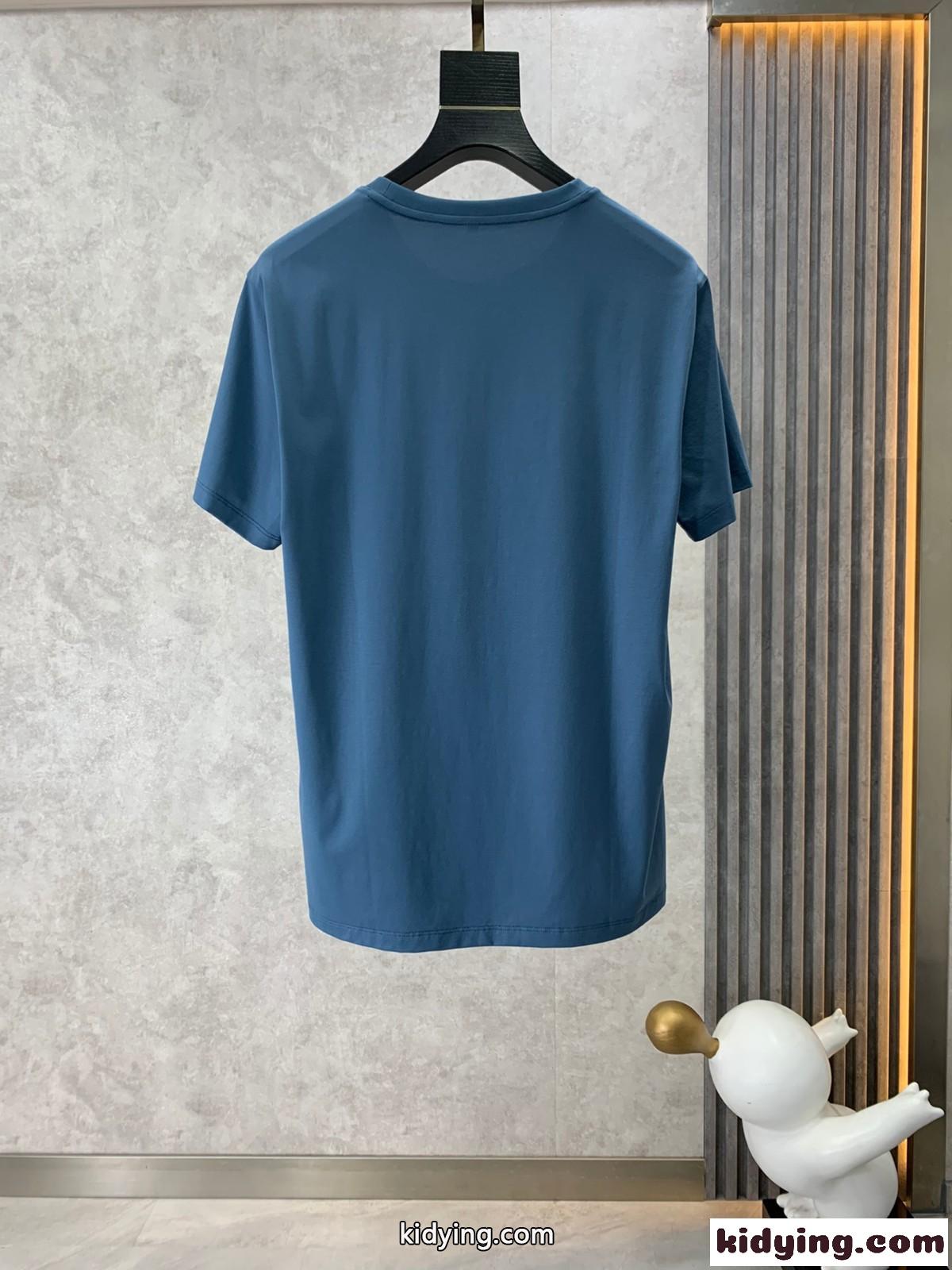 サルヴァトーレ・フェラガモ Tシャツ コピー シンプル 着回し クルーネック 半袖Tシャツ-6
