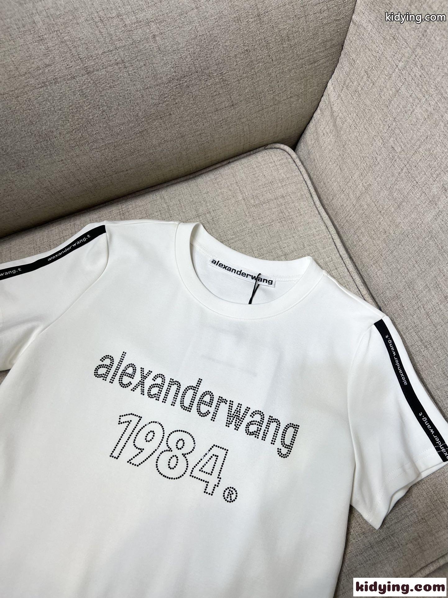 おしゃれ カジュアル ロゴ 半袖Tシャツ カジュアルパンツ アレキサンダーワング セットアップ コピー スポーツ 2点セット-2