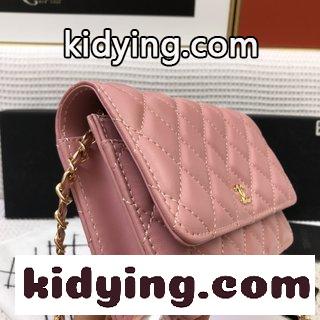 シャネル バッグ 最安値コピー シャネルwocのクラシックなバッグは片肩を斜めにかけることができます-2