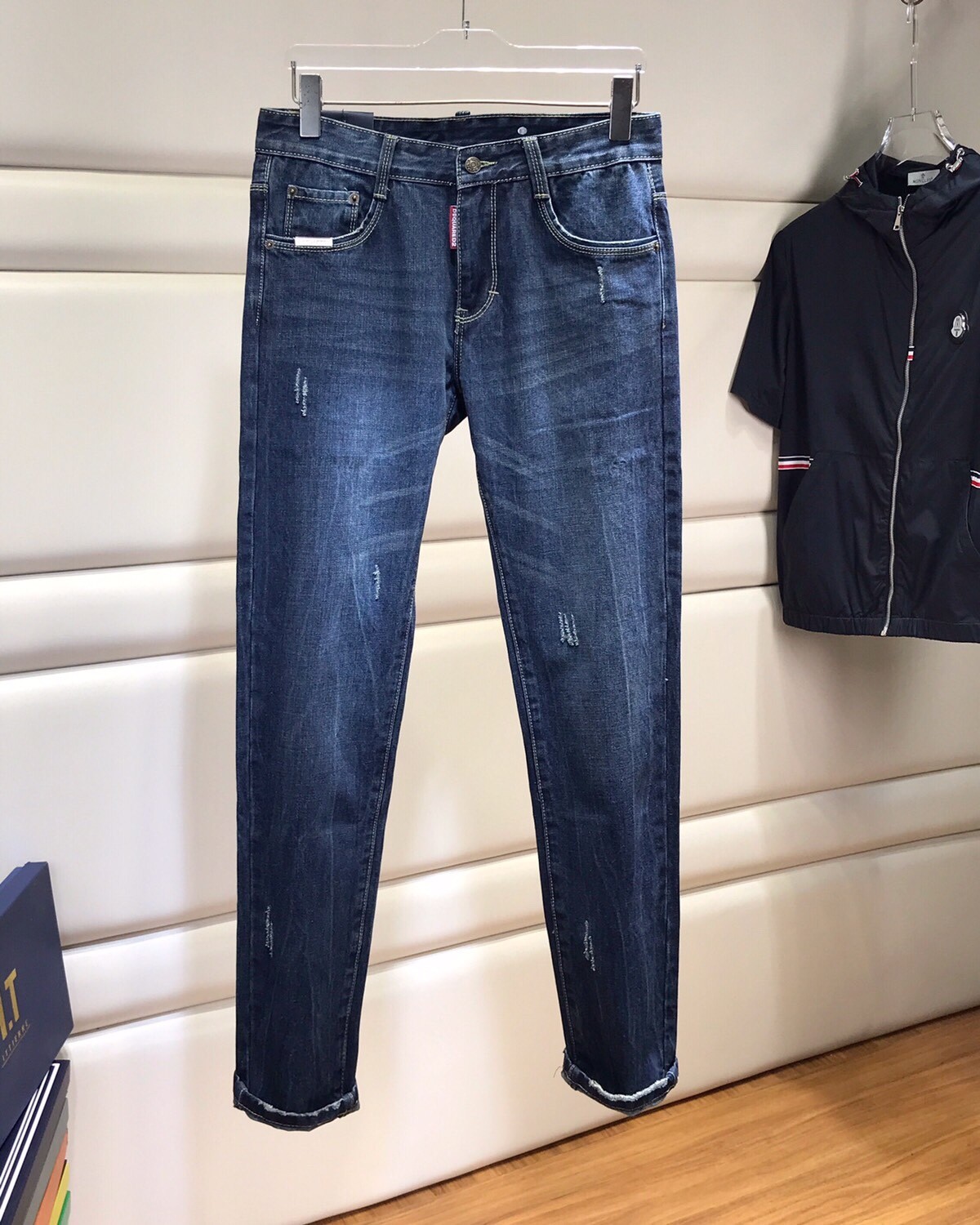 定番 合わせやすい ディースクエアード ジーンズ コピー メンズ デニムパンツ-1
