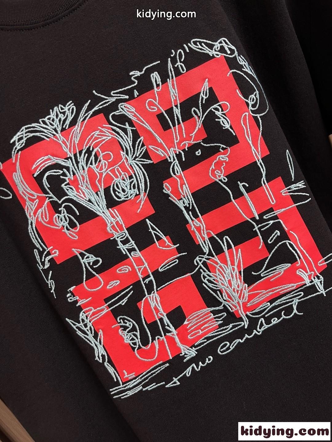 おしゃれ 4Gロゴ 半袖Tシャツ ジバンシィ Tシャツ 偽物 クルーネック ブラック-1