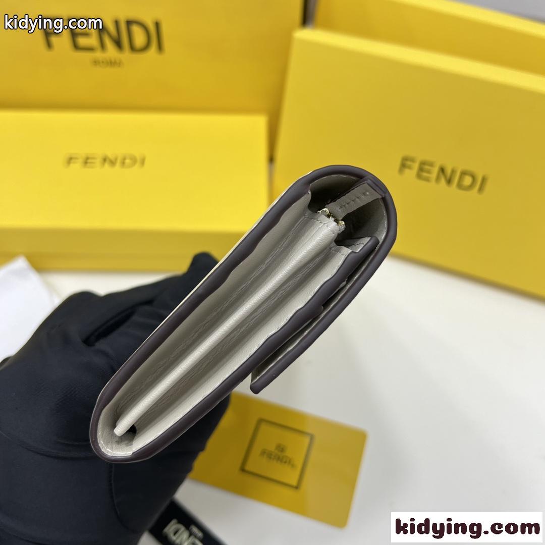FENDI ROMA コンチネンタル財布 フェンディ 財布 人気 コピー ウォレット グレー-3
