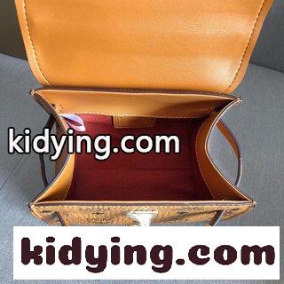Kellyケリーmini斜めがけバッグはMCMデザインの長い歴史と伝統を表現している エムシーエム カバン コピー-0