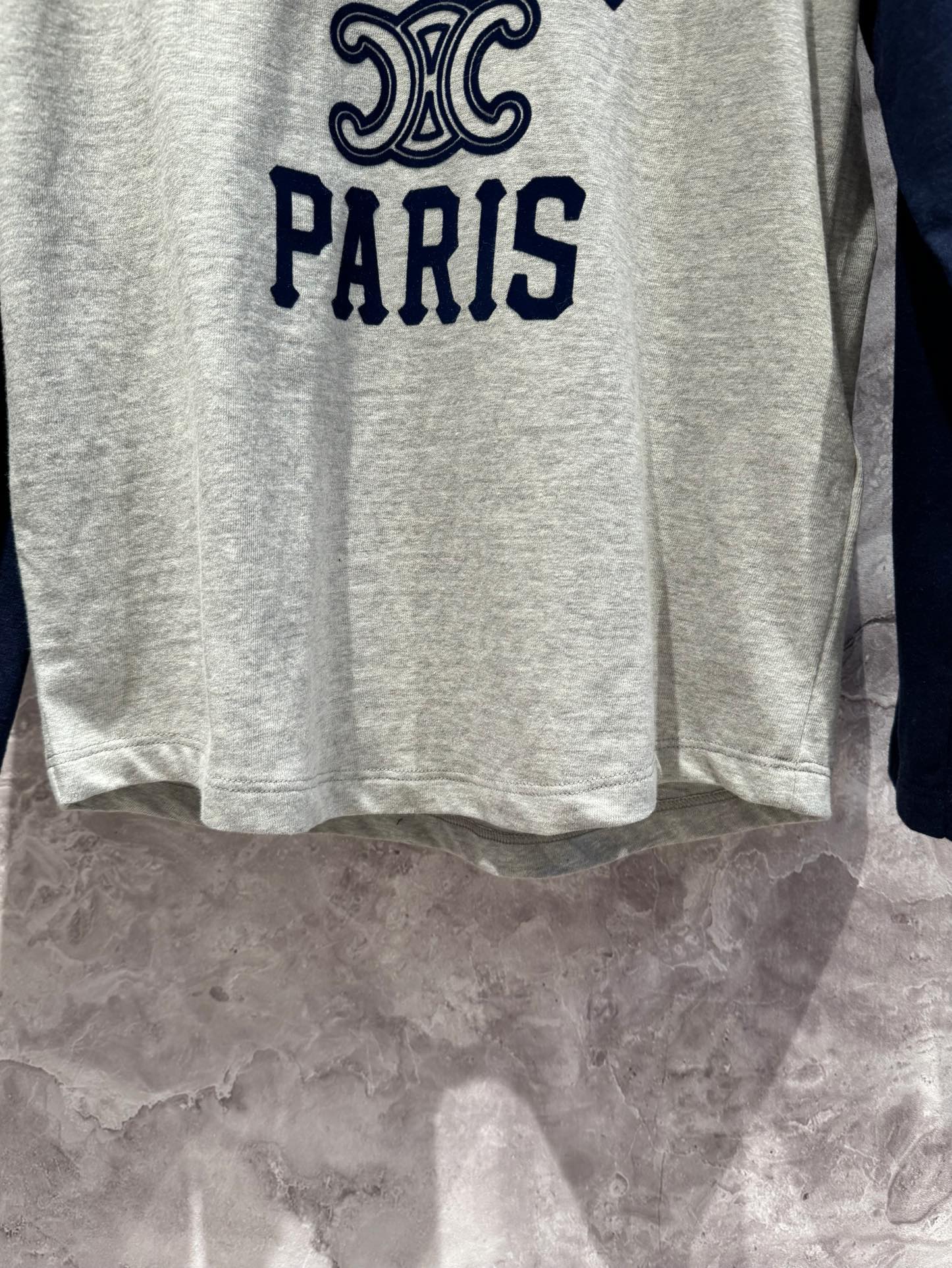 クラシック ロゴ クルーネックTシャツ セリーヌ 長袖Tシャツ コピー 人気-0