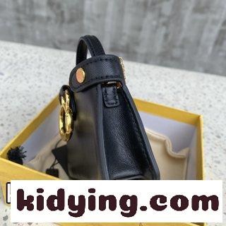 FENDI 超minipeekabooは小包を斜めに掛けて かわいいファッションが生まれました フェンディ バッグ 一覧  コピー-3