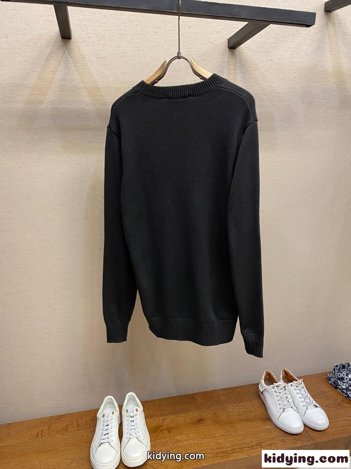 カジュアル 洗練された ロゴ入り プルオーバー ジバンシィ セーター スーパーコピー ブラック-1