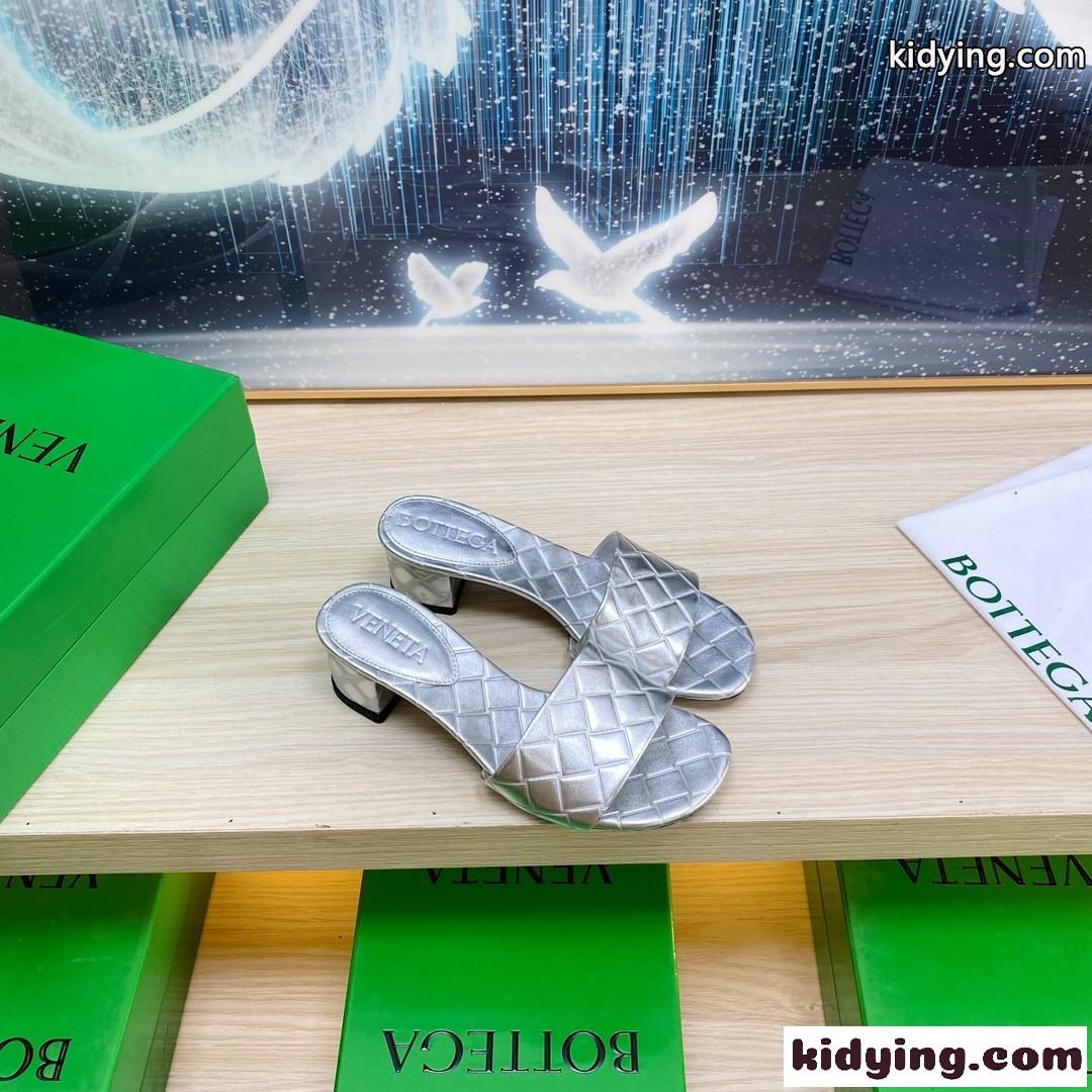 イントレチャート エイミー ミュール ボッテガ・ヴェネタ サンダル コピー シルバー-1