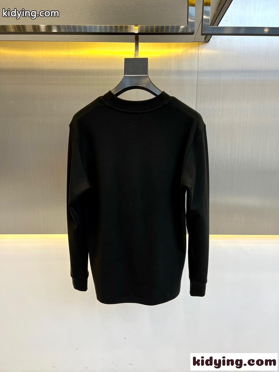 フェンディ Tシャツ コピー ベーシック 着回し 裏起毛 コットン 長袖Tシャツ ブラック-0