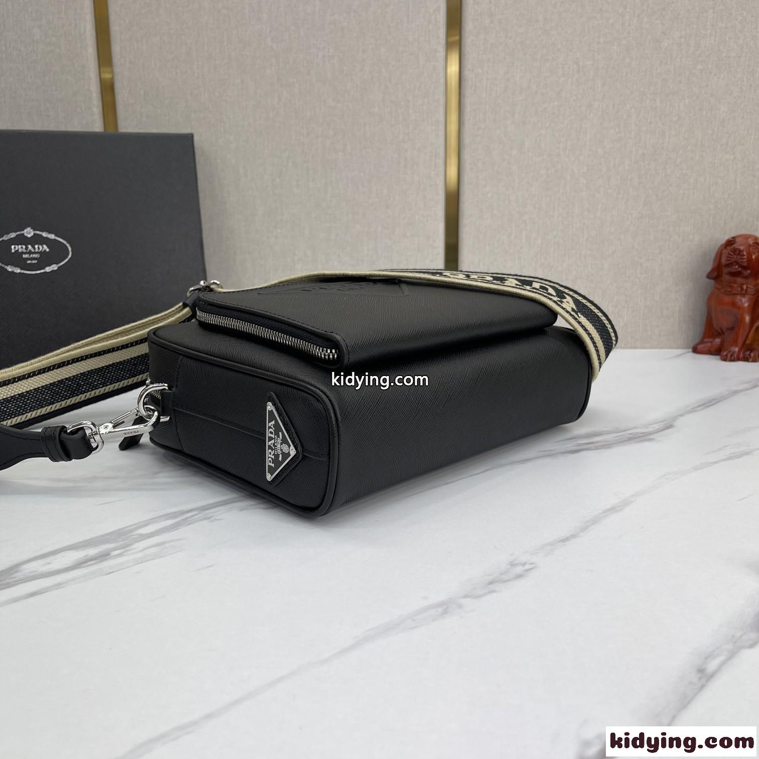 プラダ バッグ コピー 上品 ファッション メンズ ショルダーバッグ ブラック-4