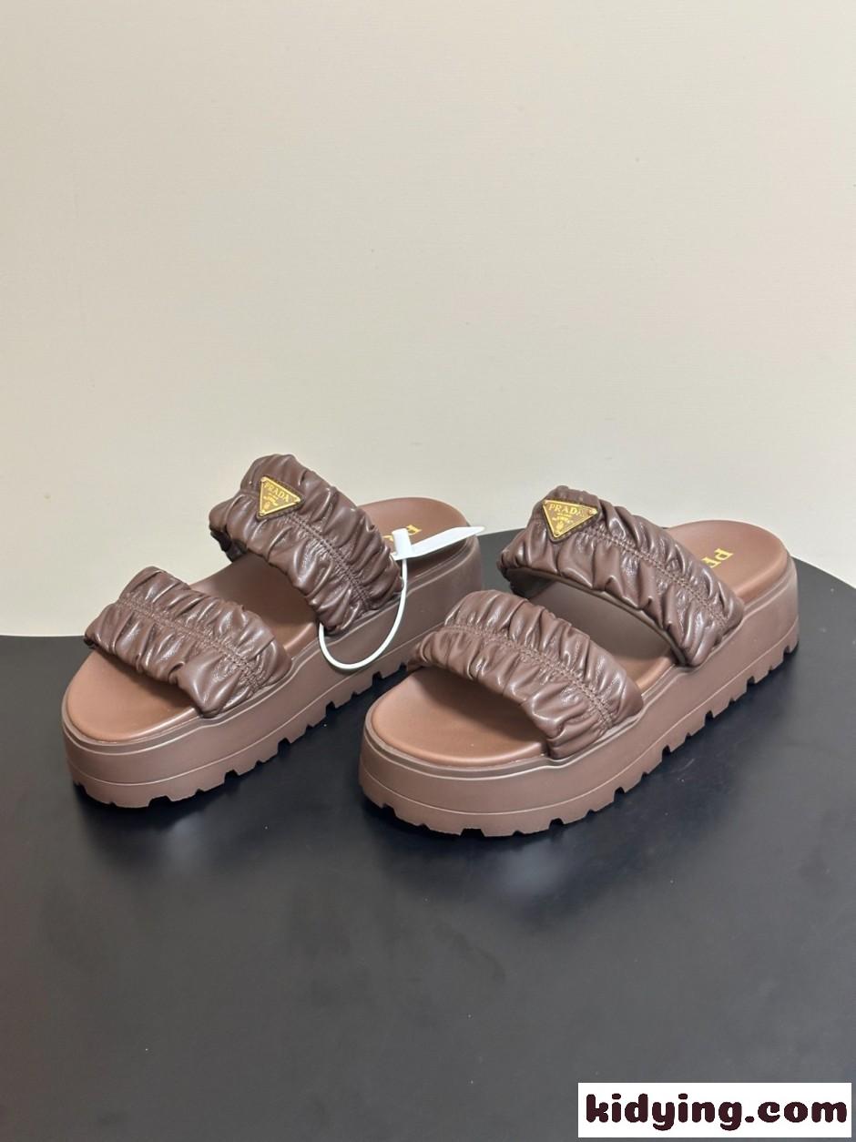 お洒落 大人気 プラダ サンダル コピー マトラッセ 厚底サンダル ブラウン-2