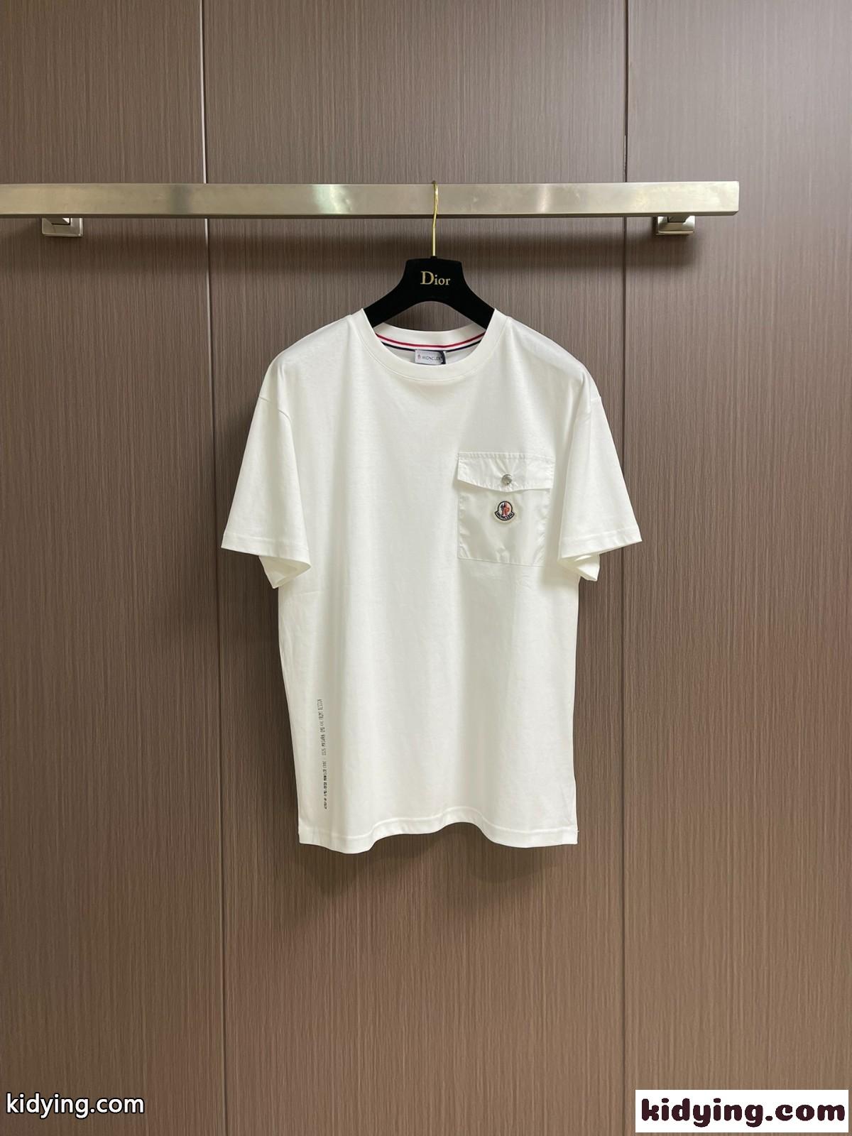 カジュアル ポケット付き 半袖Tシャツ モンクレール Tシャツ スーパーコピー クルーネック-0