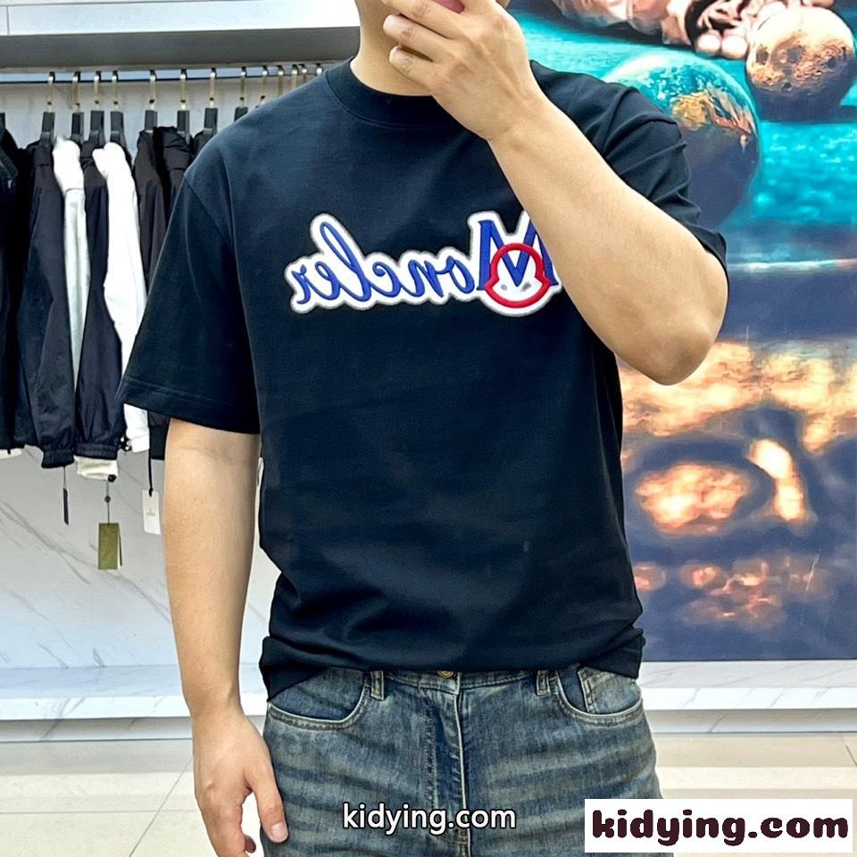 カジュアル 刺繍入り クルーネック モンクレール Tシャツ コピー コットン 半袖Tシャツ ブラック-1