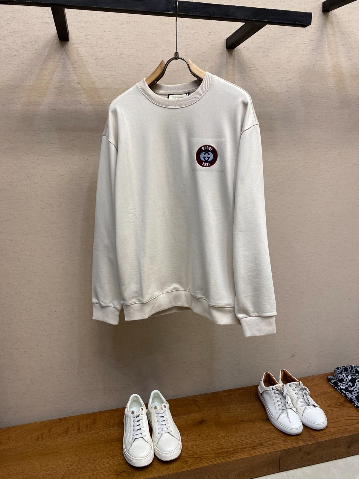 定番 ゆったり 合わせやすい スウェットシャツ グッチ Tシャツ コピー ユニセックス-0