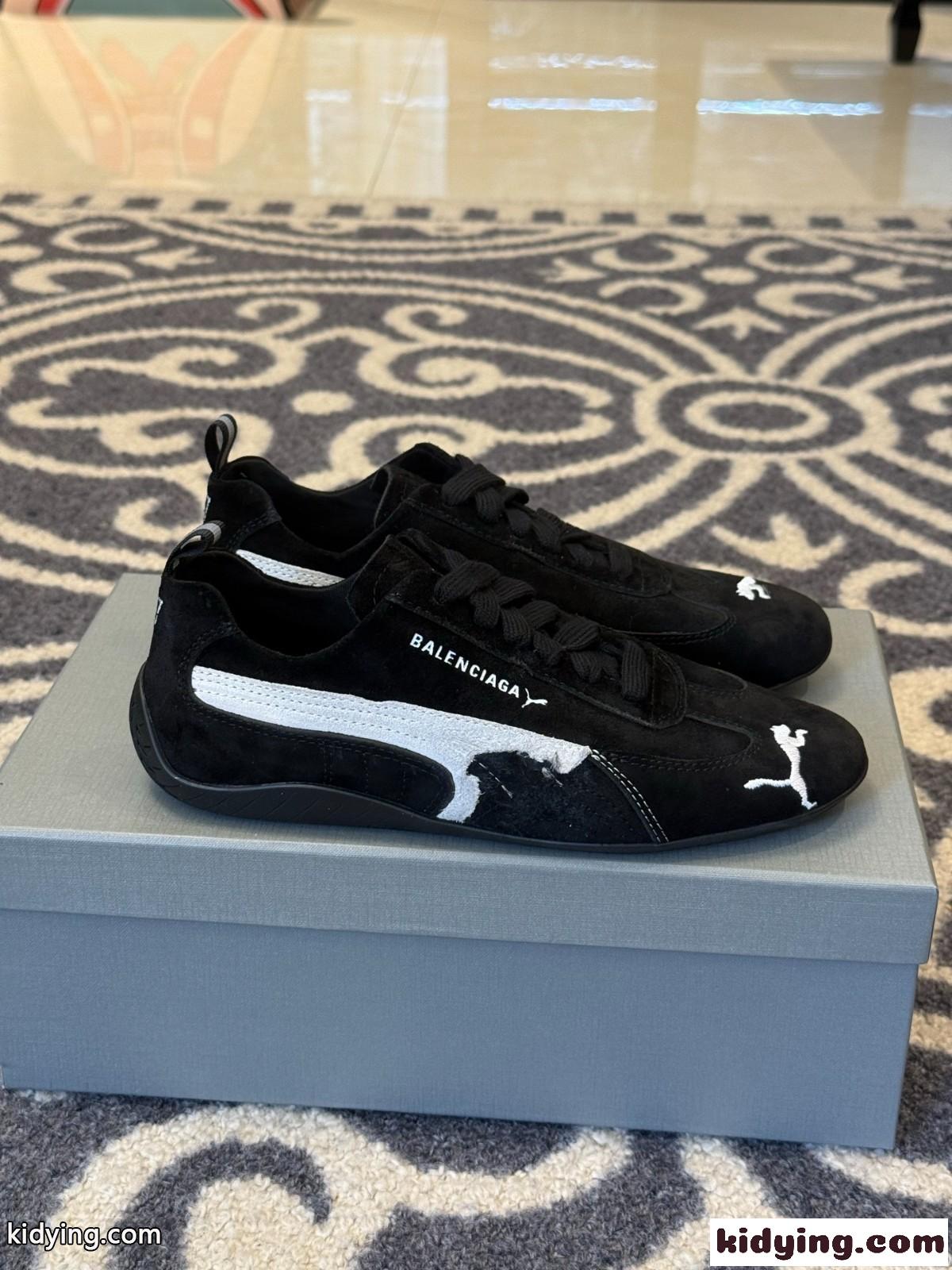 BALENCIAGA × PUMA スエード スピードキャット スニーカー スーパーコピー ブラック-1