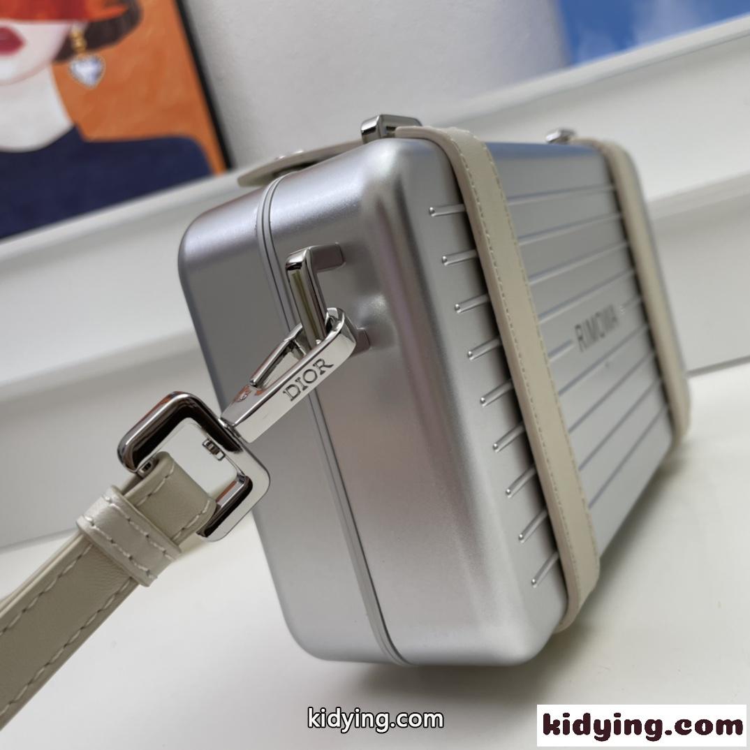 Dior & Rimowa 大人気 クリスチャン・ディオール バッグ コピー クラッチバッグ-4