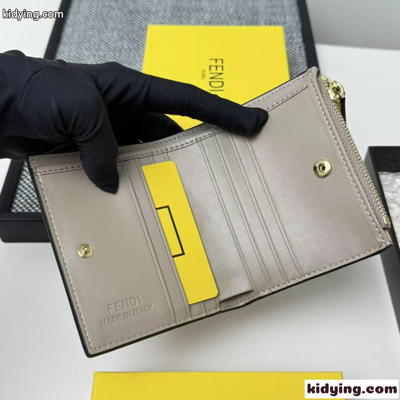 コンパクト 二つ折り財布 フェンディ 財布 スーパーコピー 小銭入れ付き グレー-4