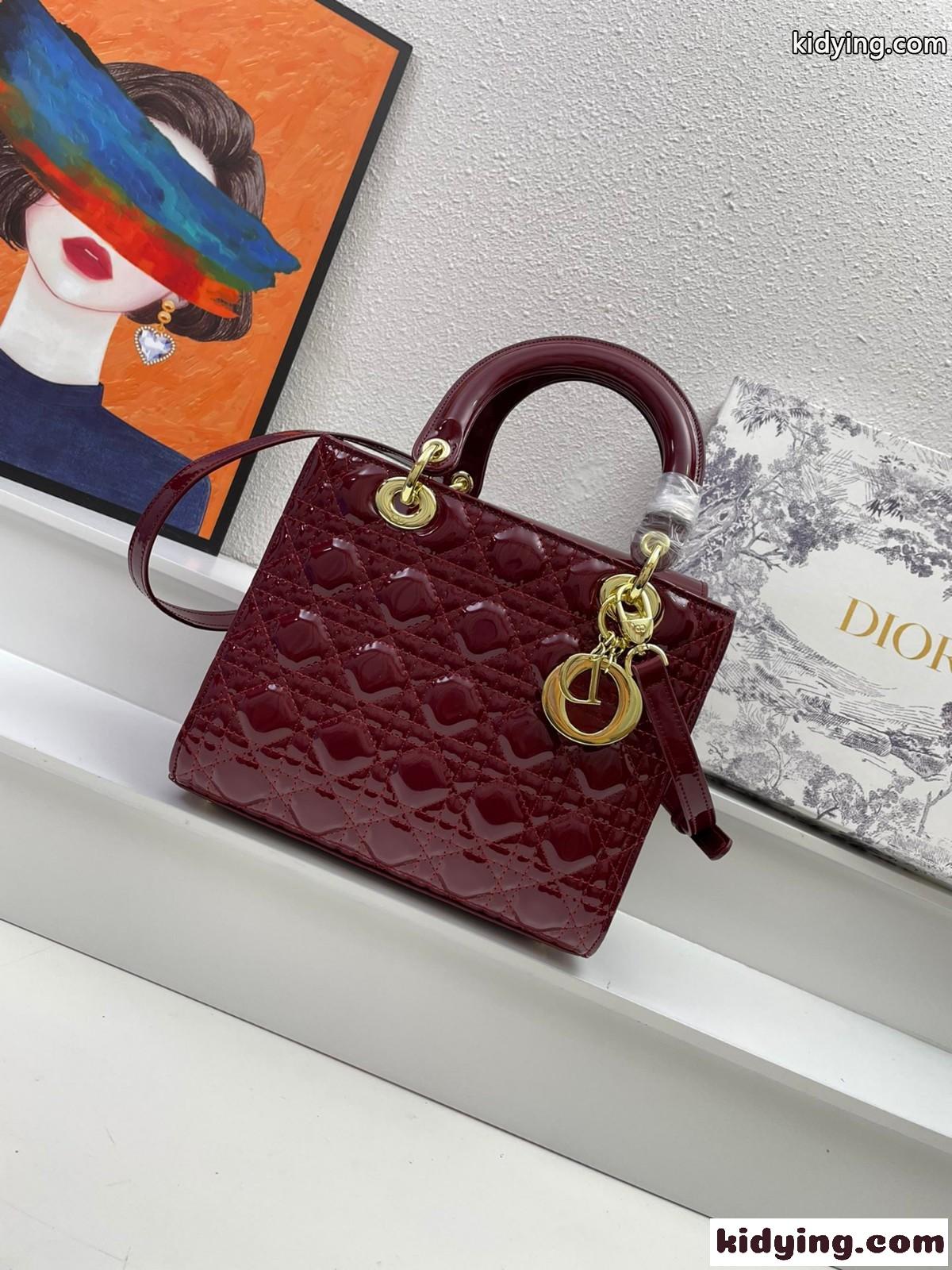 クリスチャン・ディオール バッグ コピー ハンドバッグ LADY DIOR パテントレザー ミディアムバッグ-0