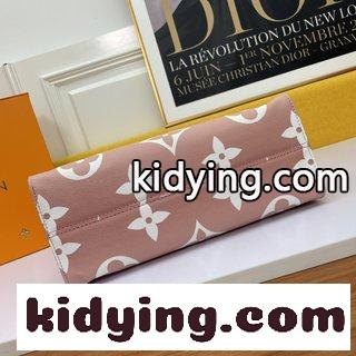 このOnTheGo中号の手袋は,シボレザーで古典的なMonogram模様の目立つ拡大をしております ルイヴィトンのバック コピー-0