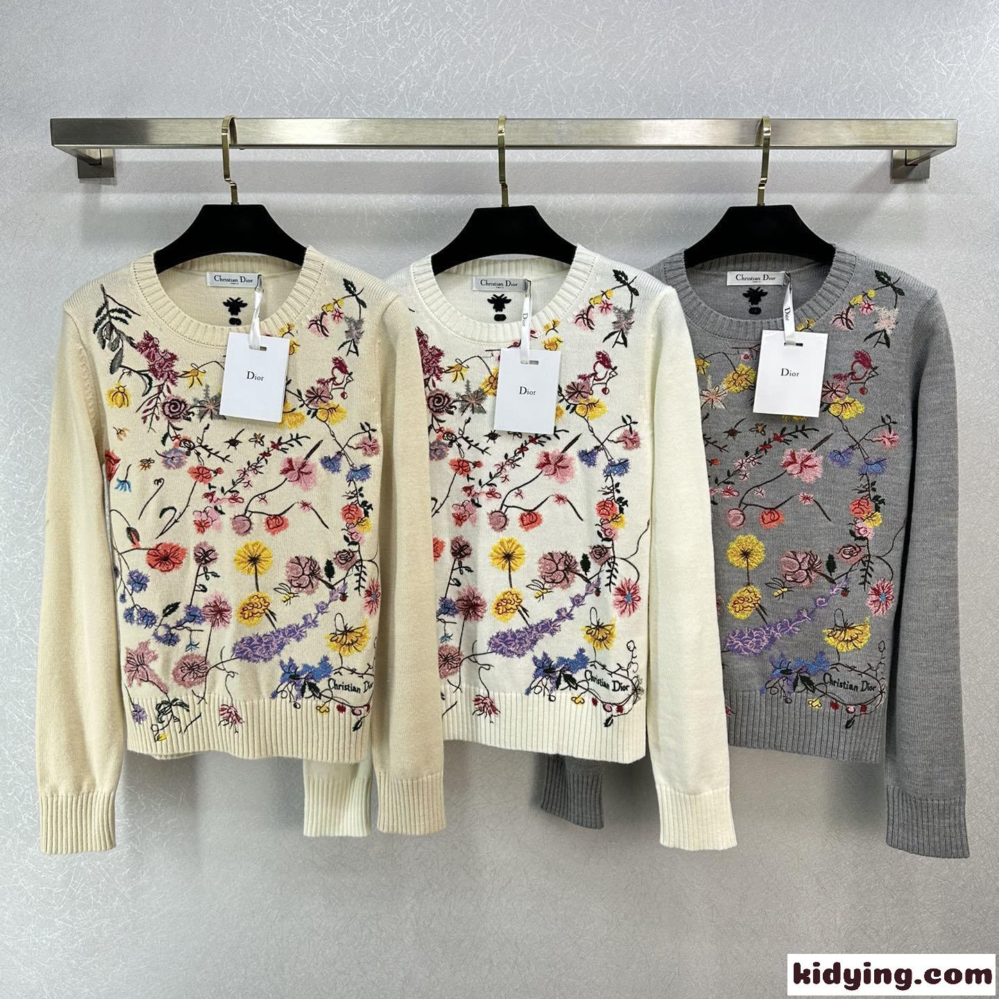 可愛い おしゃれ 刺繍入り クルーネック クリスチャン・ディオール セーター コピー レディース-0