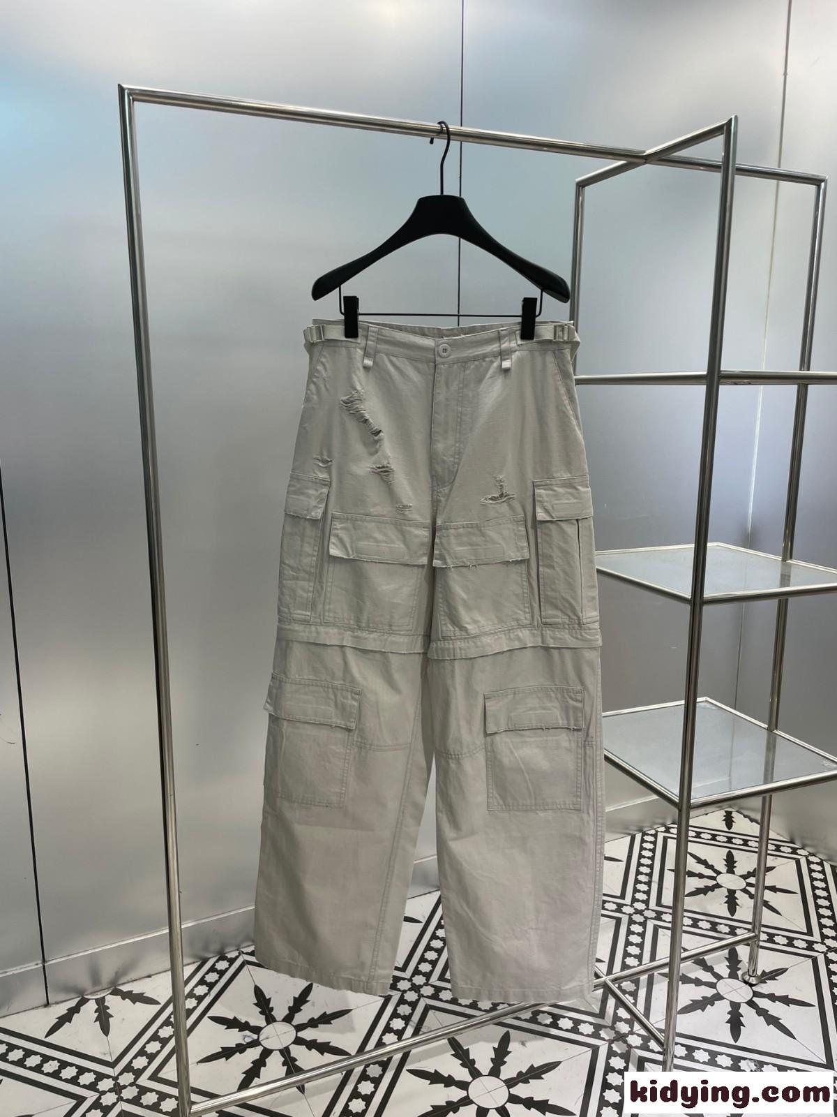 おしゃれ 定番 FLARED CARGO パンツ バレンシアガ パンツ コピー ベージュ-0