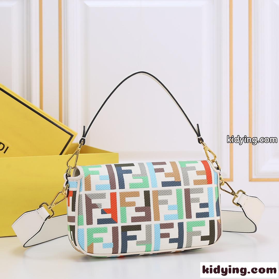 FF刺繍 バゲット ショルダーバッグ フェンディ バッグ 人気 コピー レディース　ファッション-1